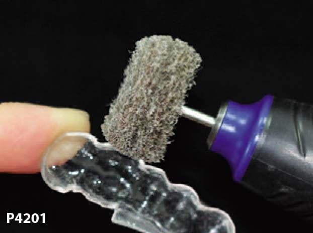 SoftPol P4201 szara polerka do materiałów termoplastycznych (zdjęcie pracy).jpg