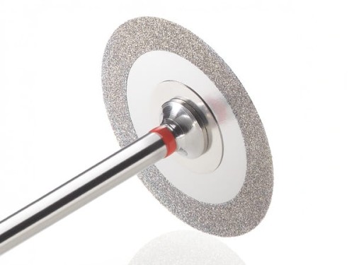 Separator diamentowy 356, nasyp dolny na krawędzi (tył).jpg