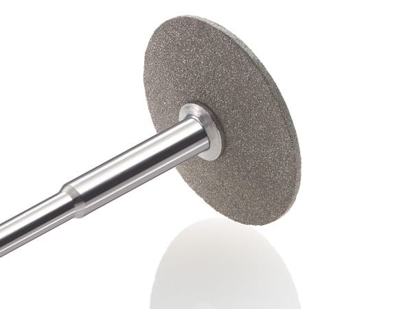 Kamień SuperMax G9002 soczewka do metalu i ceramiki (3).jpg